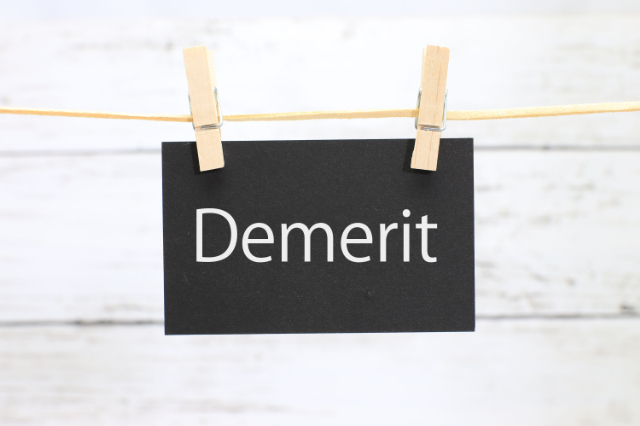 インプラント治療のデメリットのイメージ