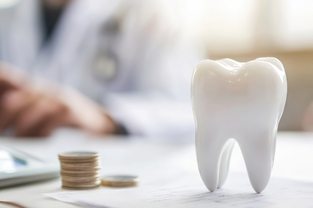 歯をきれいにする審美歯科の費用のイメージ
